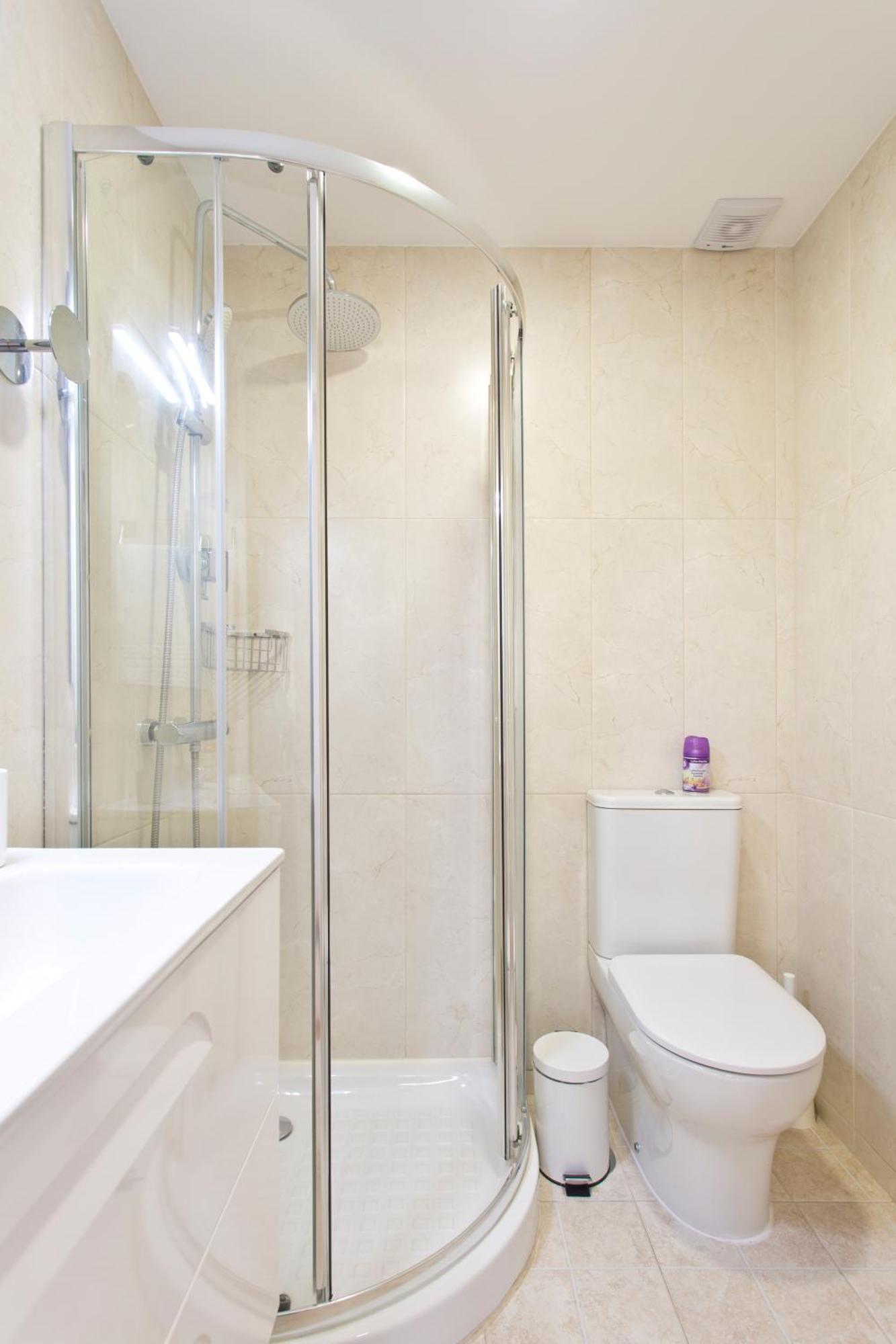 Casa Roberto - Studio Apartment, Lift, Ac, Car Parking - Extra Порту Экстерьер фото